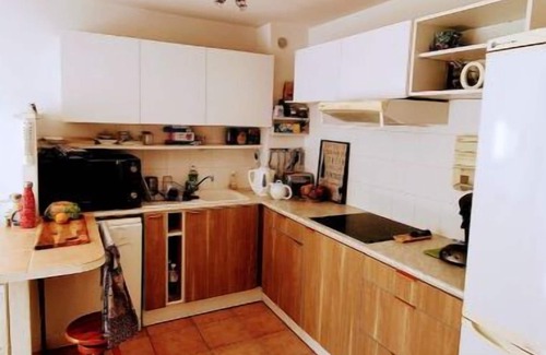 Gruissan Maison | Maisonnette climatisée accès direct plage Grazel