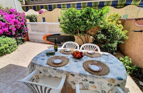 Gruissan Maison | Maisonnette climatisée accès direct plage Grazel