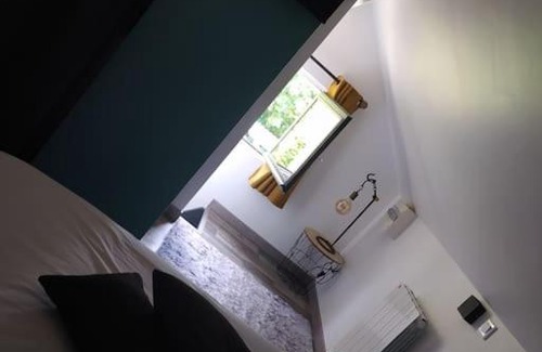 La Bazoge Maison | Maisonnette en bord de rivière tout près du Mans