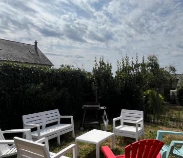 Vitre Maison | Maisonnette Famille Groupe 5 personnes Vue sur le Château