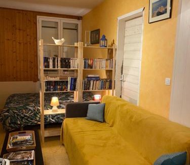 Aigrefeuille-d'Aunis Maison | maisonnette