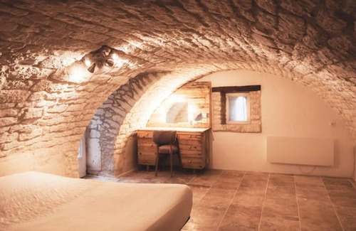 Fargues Maison | Maisonnette Lotoise en pierre blanche