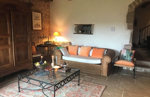Suin Maison | Maisons de Julie - South Burgundy -Pool - Panoramic view