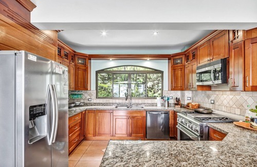 Hatillo Maison | MAJESTUEUX! Gated, 7 Acre Estate, 160º Ocean Views! BAR DE BAIN, CHEF, CONCIERGE