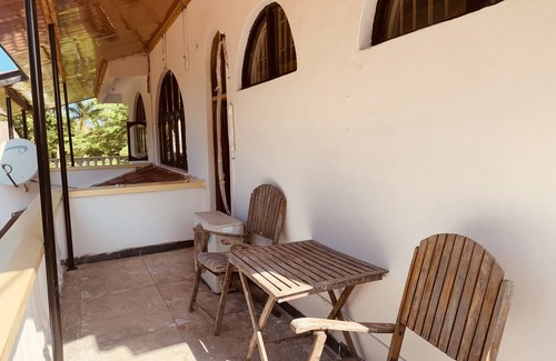 Kunduchi Maison | Majestic Beach Mansion with 6 Ensuite Rooms each with Balcony/Patio