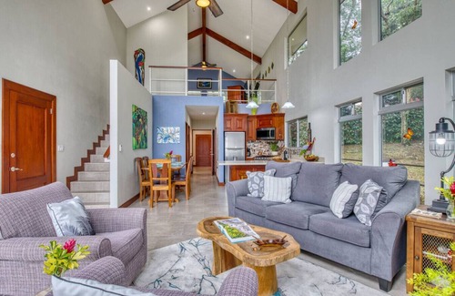 Tronadora Maison | Majestic Lake & Volcano Views 2 King Suites!