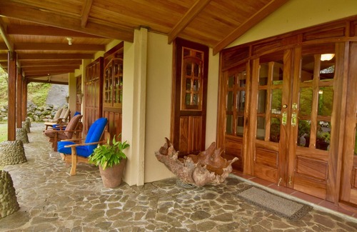 El Fosforo Maison | Maison de luxe et spacieuse au bord du lac avec piscine privée et jacuzzi ..!