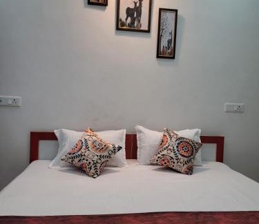 Gorakhpur Hôtel | Majestic Manor