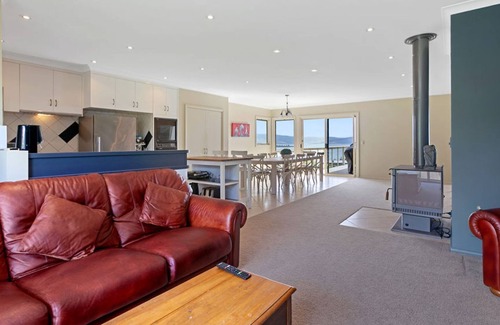 Marengo Maison | Majestic Views - Boasts stunning 180-degree views