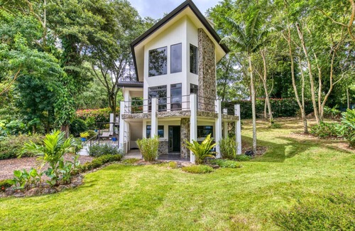 Tronadora Appartement | Welcome to Casa Blanca guest studio at Vistas Del Lago on Lake Arenal
