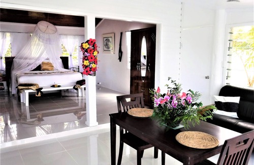 Matei Lit Et Petit-Déjeuner | Makaira Resort