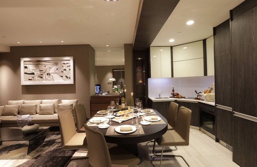 San Lorenzo Hôtel | Makati Diamond Residences