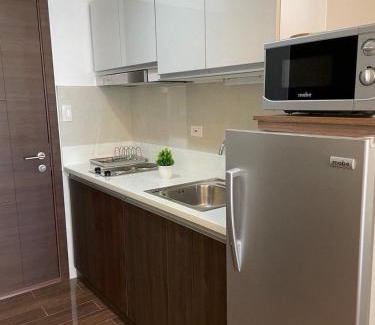 San Antonio Appartement | Makati Skyline Suite