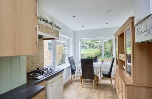 Southgate Green Maison | Faites de Cosy Southgate votre base de Londres