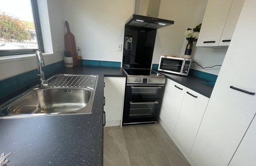 Whitianga Maison | Make Memories at Cook Drive. Space to play and park the boat. Centrally located.