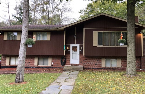 Tobyhanna Maison | Faites du nid des poconos dans la nature votre chez vous