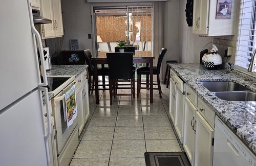 Maryvale Village Maison | Make The Palm Home your home and the best pleasant stay with awesome amenities