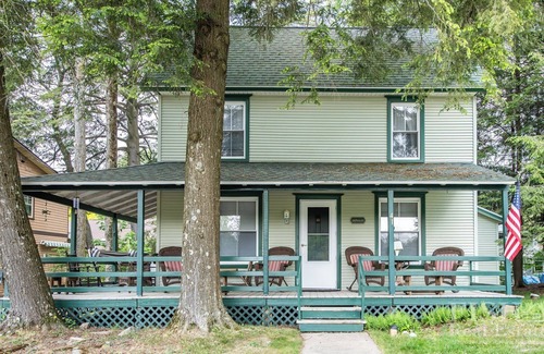 Eagles Mere Cottage | Faites comme chez vous à "Welch" Cottage à Eagles Mere.