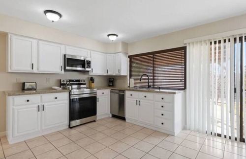 North Central Carrollton Maison | Make Yourself at Home Carrollton