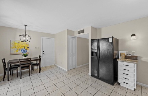 North Central Carrollton Maison | Make Yourself at Home Carrollton