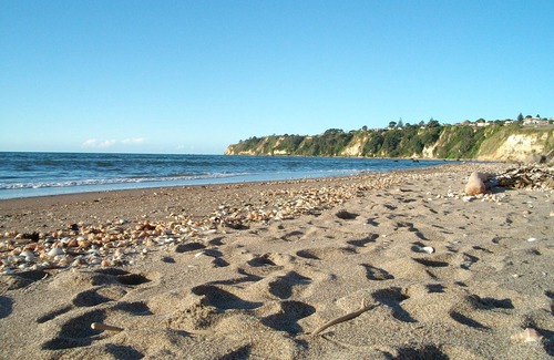 Maketu Cabine | Maketu Beachside Haven Crows Nest Cabin Sea View's & Pet-Friendly