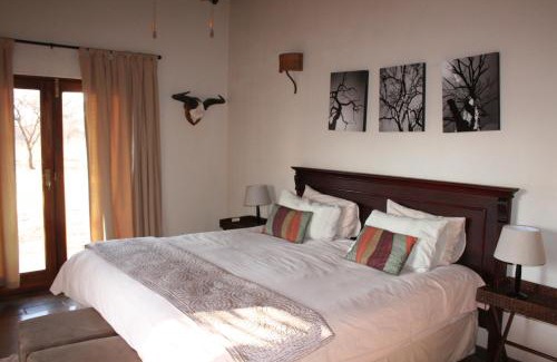 Bela-Bela Chalet De Ski | Makhato 84 Bush Lodge