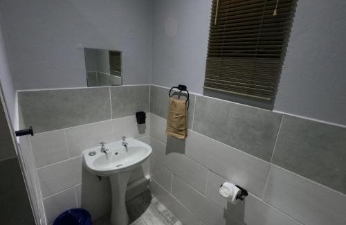 Umjindi Maison | Makhonjwa Rose Barberton