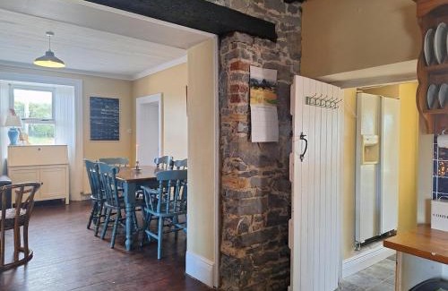 Ballybrophy Maison | Making Tracks Farm House