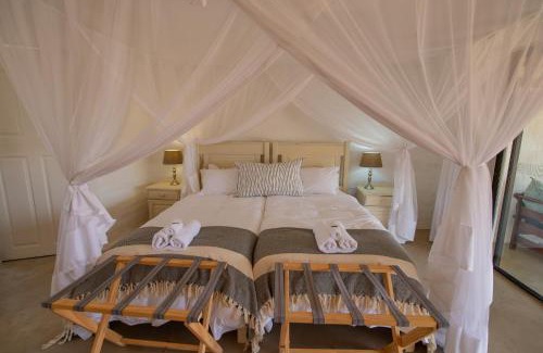 Thorny Bush Game Reserve Cabine | Makuwa Safari Lodge