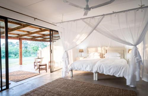 Thorny Bush Game Reserve Cabine | Makuwa Safari Lodge