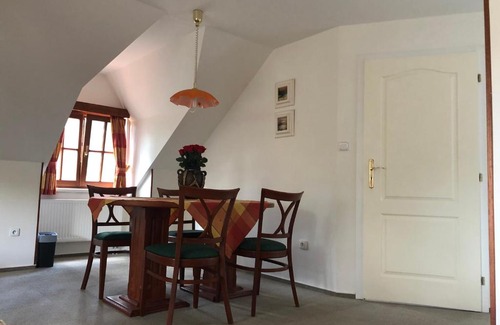 Mnisek pod Brdy Maison | Malá Svatá Hora - penzion & restaurace