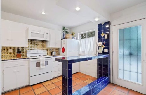Miramonte Maison | Maldeojo Condo/ Pool/Minutes to Downtown/Close to Hiking Trails