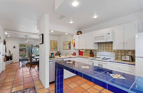Miramonte Maison | Maldeojo Condo/ Pool/Minutes to Downtown/Close to Hiking Trails