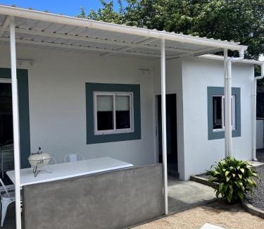 Pointe aux Canonniers Maison | Malena Guest House