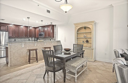New Smyrna Beach Copropriété | N. S.B OCEANFRONT 5TH FL MALIBU BLDG 3BR / 3BA UPSCALE LUXURY 2000 SQ FT VIDEO TOUR