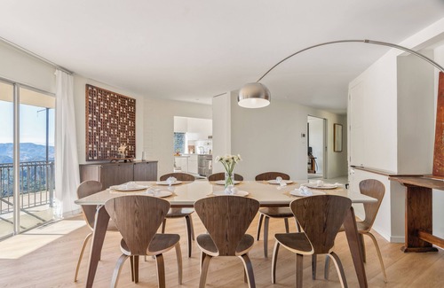 Malibu Maison | Malibu Hills Home w/Balcony & Mountain Views | Cielo Curve by AvantStay