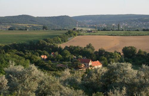 Csobanka Maison | Malomdűlő Farmház
