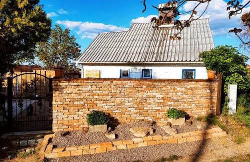 Hlohovec Maison | Malovaný sklípek