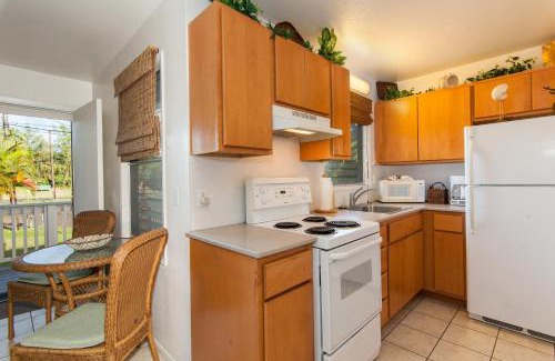 Nawiliwili Maison | Malu Kauai, a Beautiful Kauai Cottage 1 Mile from Kalapaki Beach home