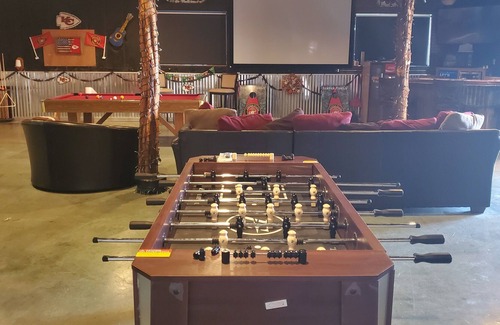 Canyon Villa | Man Cave Get Away