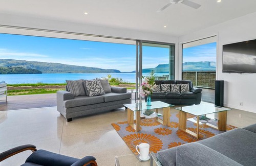 Lake Tarawera Maison | Mana Sarovar - Lake Tarawera Home