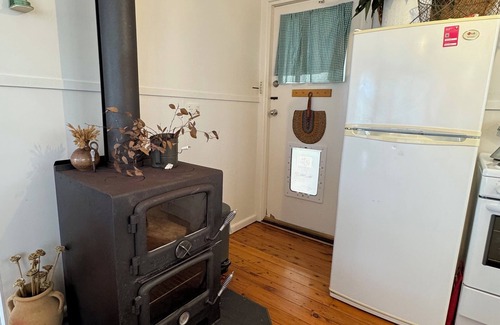 Eurobodalla Shire Council Maison | Manaia - A little bach near the beach