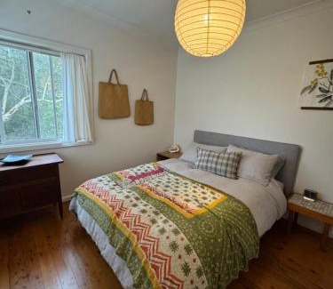 Moruya Heads Maison | Manaia - A little bach near the beach