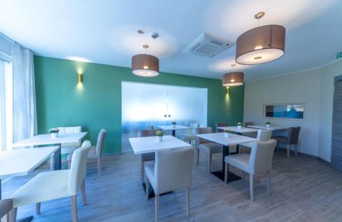 Liers Hôtel | ManavaHotel