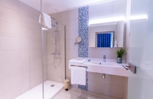 Liers Hôtel | ManavaHotel