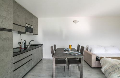 Mandello del Lario Appartement | Mandello Studio - apartment with view and parking