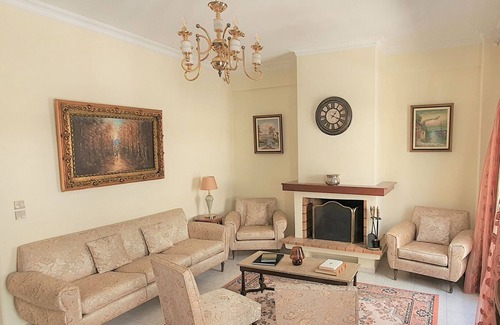 Zavlani Appartement | MANDO PATRASSO - Classical apartment in the center of Patras