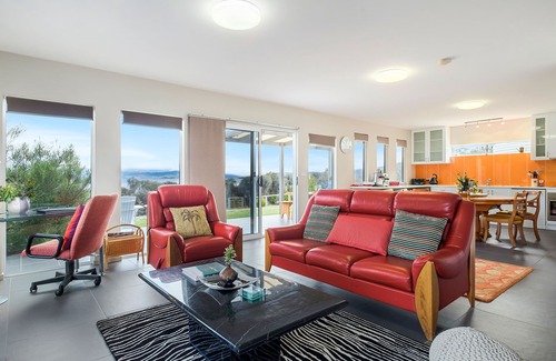 Alonnah Maison | Manfield Seaside Bruny Island