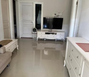 Ponorogo Maison | Mangga Homestay Ponorogo
