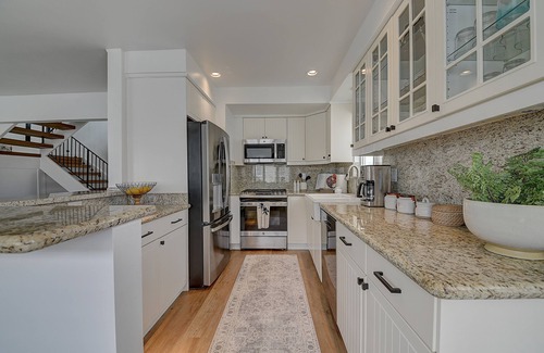 El Segundo Maison | Manhattan Beach Luxury Home w/ Oceanview Balcony!